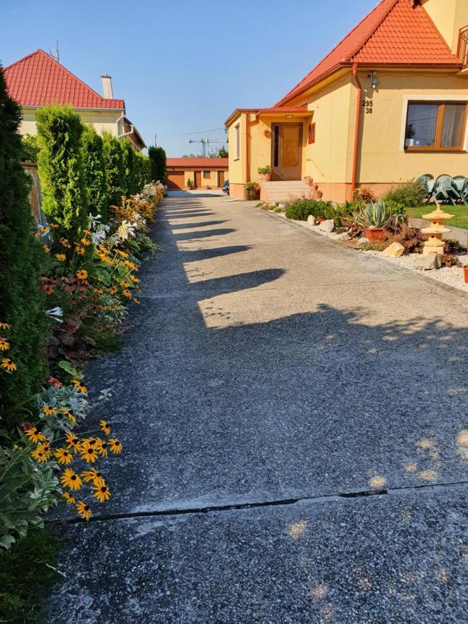 Privat U Jozefa Foeldesa Apartment Veľký Meder Екстериор снимка