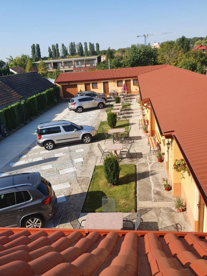 Privat U Jozefa Foeldesa Apartment Veľký Meder Екстериор снимка