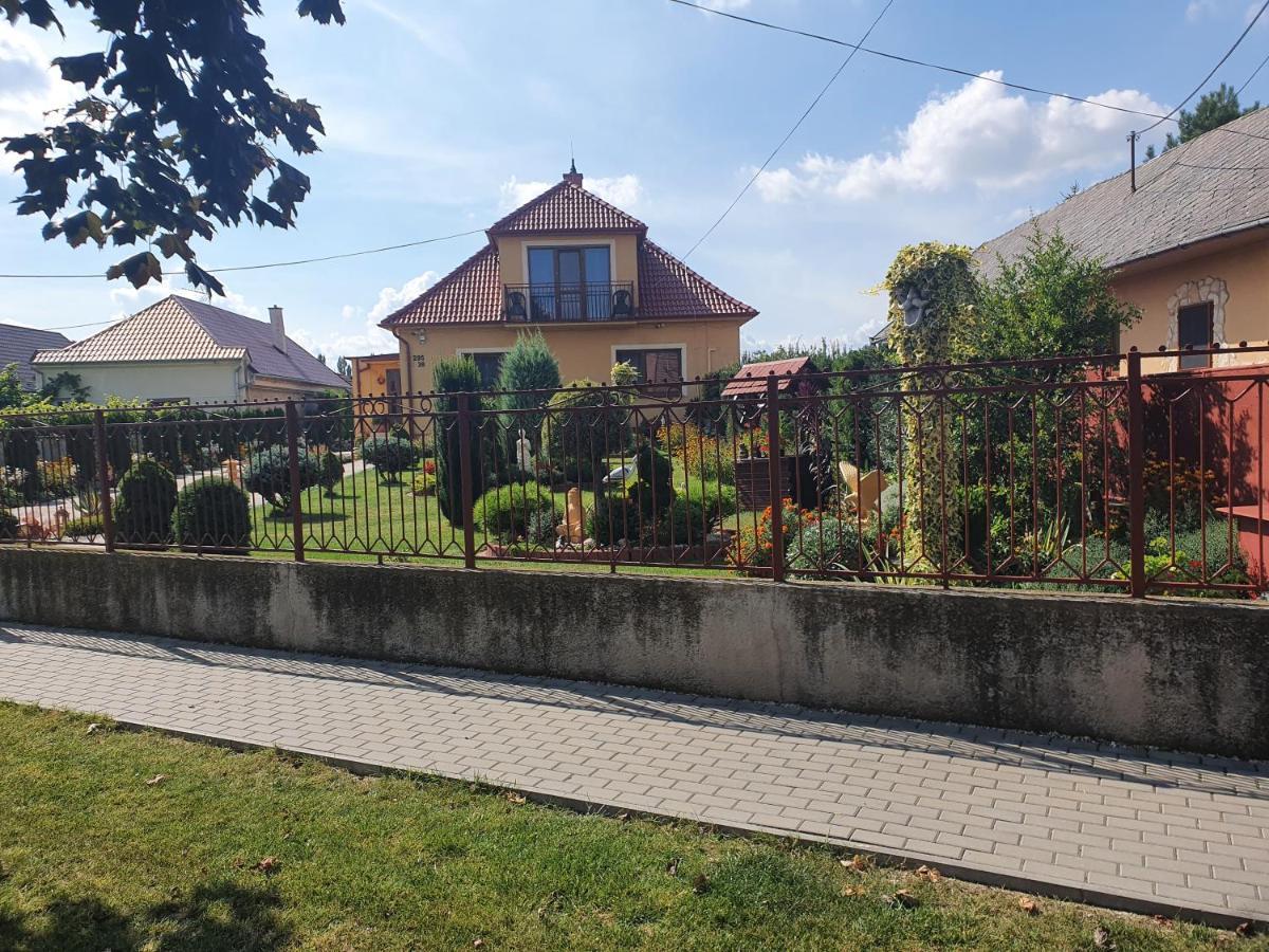 Privat U Jozefa Foeldesa Apartment Veľký Meder Екстериор снимка